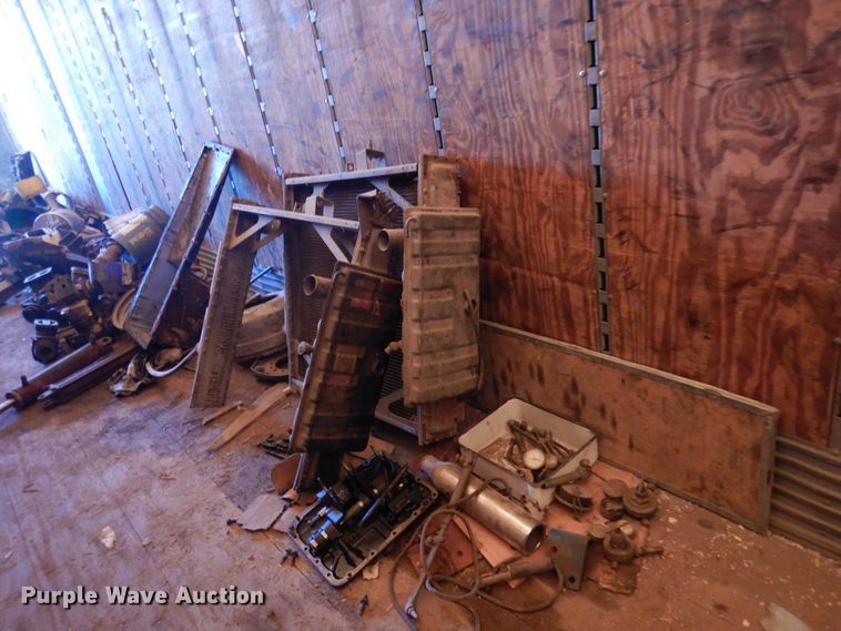 image for item KI9268 1999 Trailmobile  dry van trailer