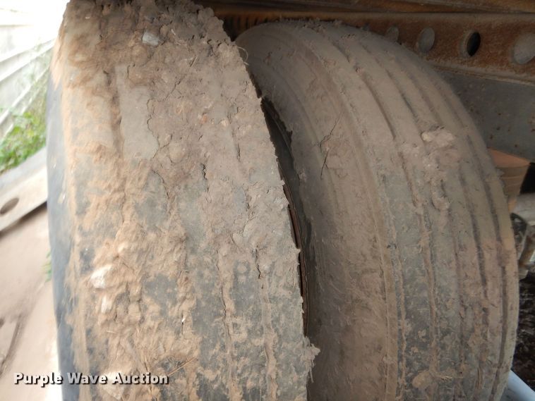 image for item KI9268 1999 Trailmobile  dry van trailer