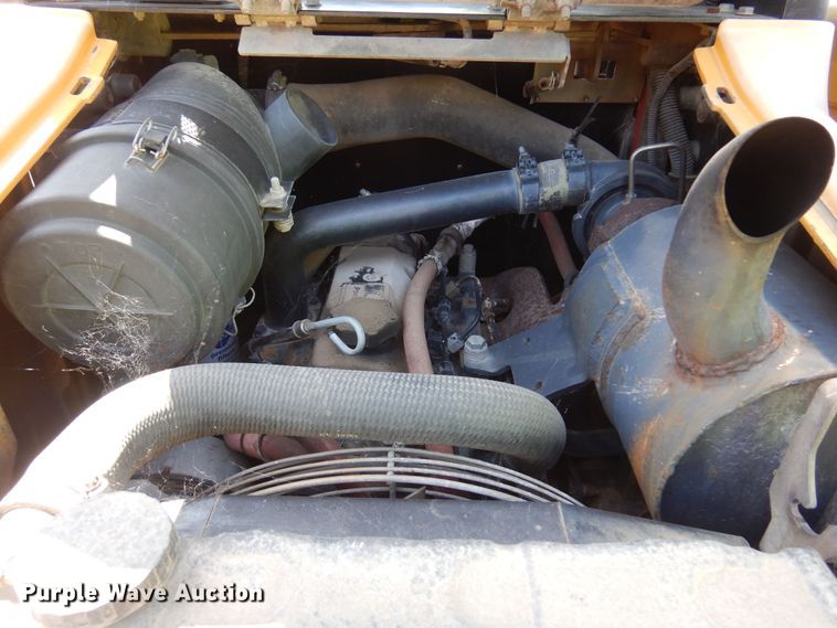 image for item KI9294 2000 John Deere 250  skid steer loader