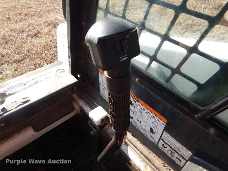 image for item KI9322 1999 Bobcat 863  skid steer loader