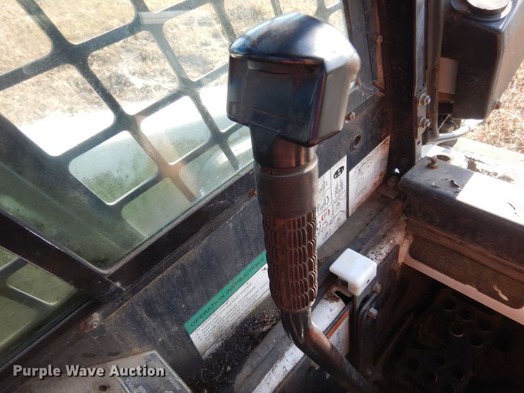 image for item KI9322 1999 Bobcat 863  skid steer loader