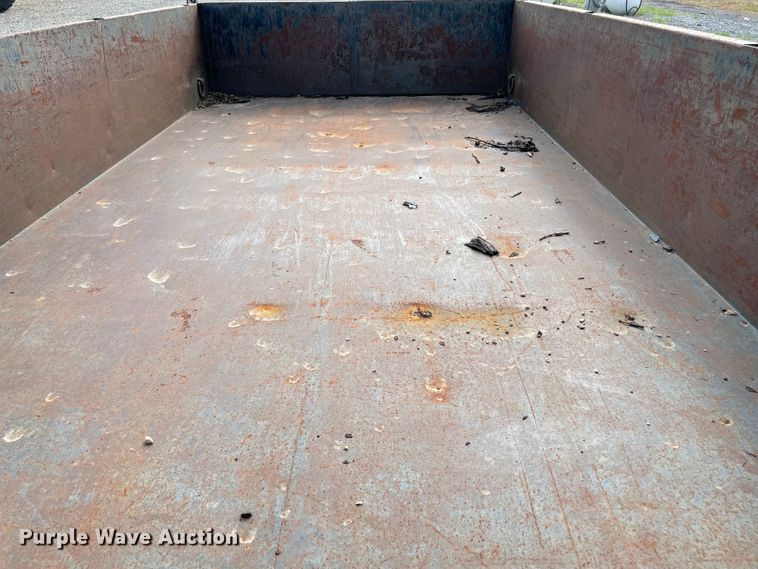 image for item KJ9723 2015 Lamar  dump trailer