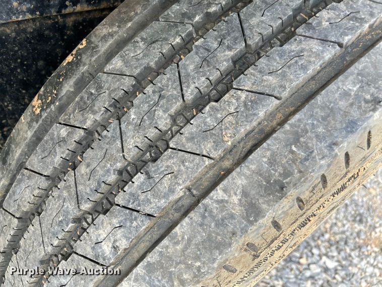 image for item KJ9723 2015 Lamar  dump trailer