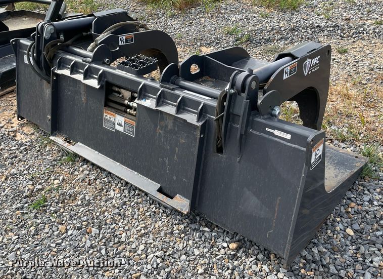 image for item KJ9725 2016 Paladin HSG82  skid steer grapple bucket