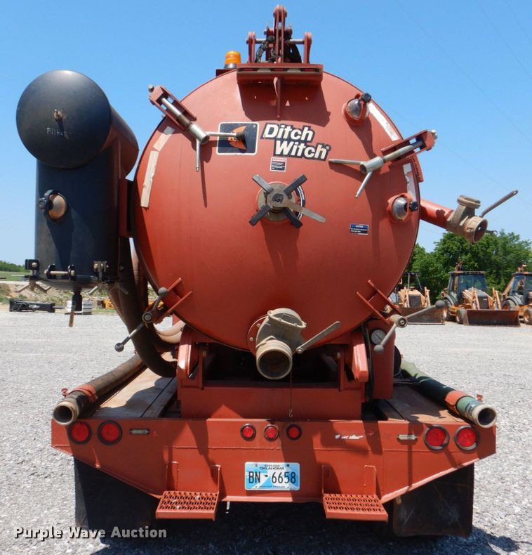 image for item KP9123 2011 Ditch Witch FX60  vacuum excavator