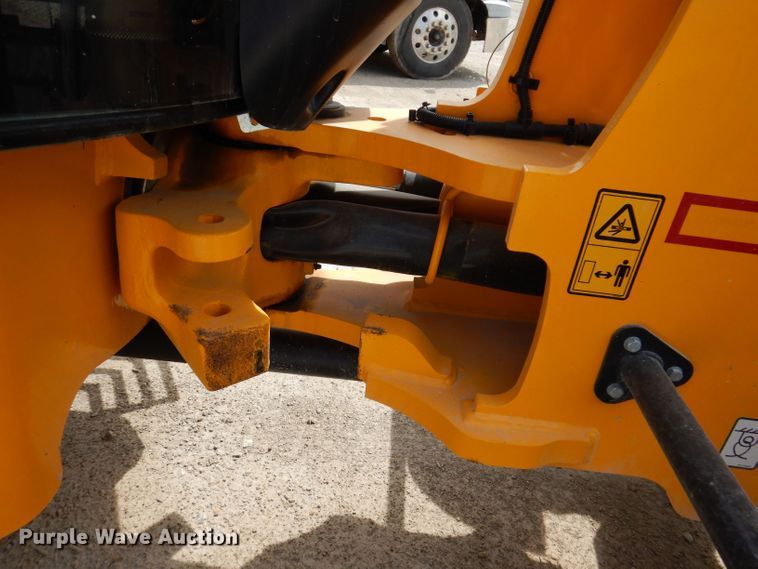 image for item KP9499 2021 JCB 407 T4 wheel loader