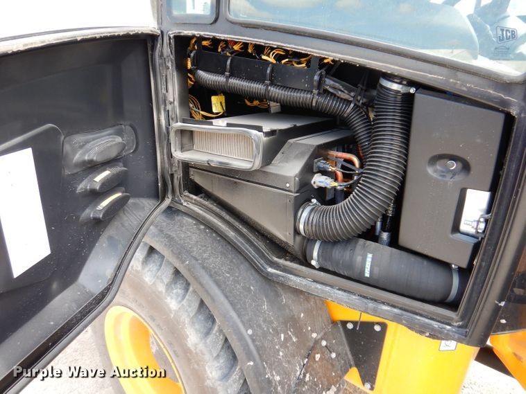 image for item KP9499 2021 JCB 407 T4 wheel loader