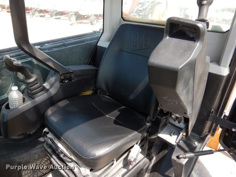 image for item KP9502 2021 JCB 3TS-8W  teleskid skid steer loader