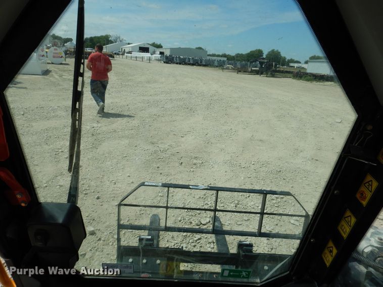 image for item KP9502 2021 JCB 3TS-8W  teleskid skid steer loader