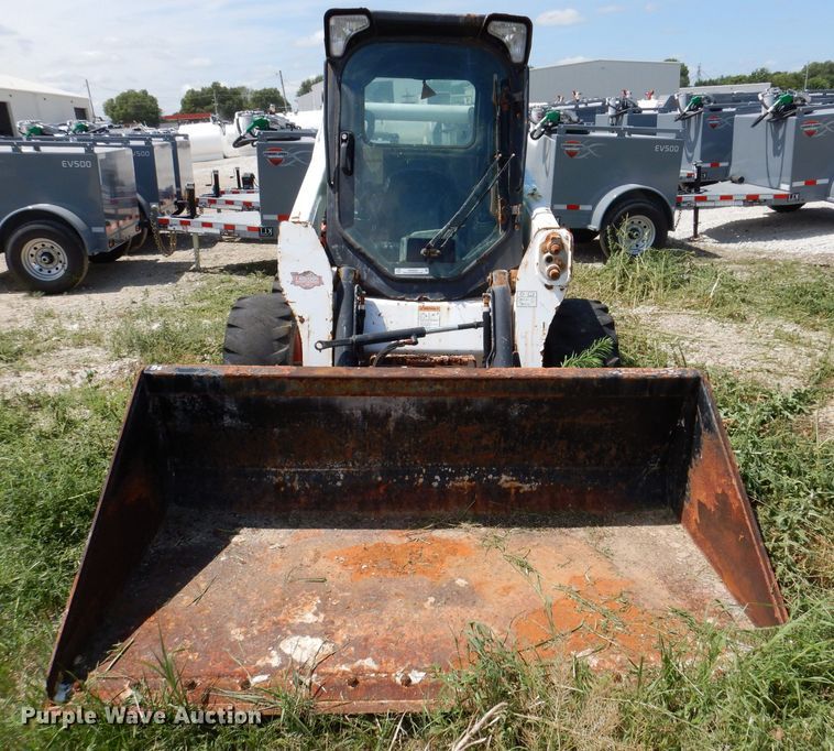 image for item KP9503 2015 Bobcat S750  skid steer loader