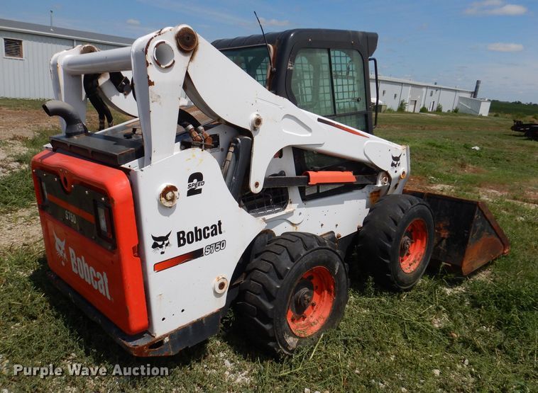 image for item KP9503 2015 Bobcat S750  skid steer loader