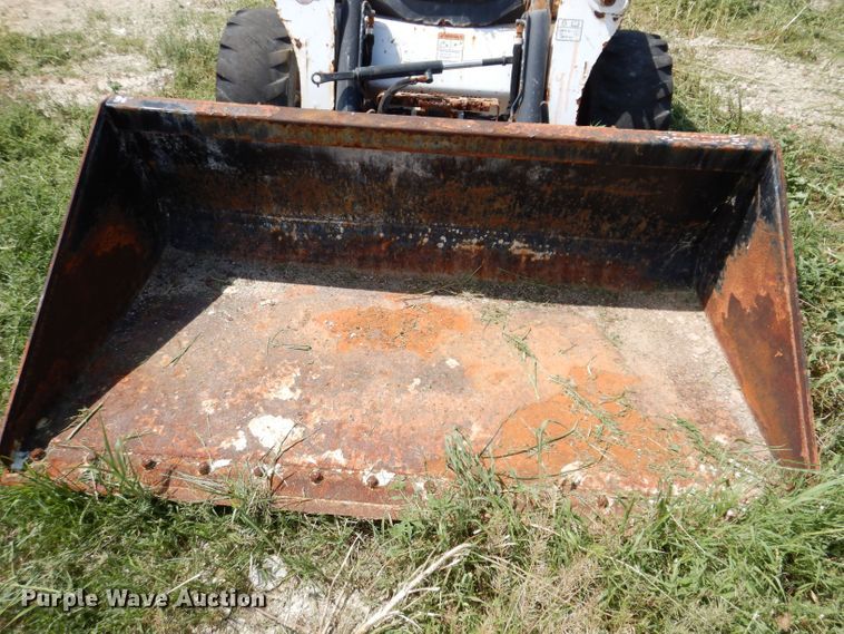 image for item KP9503 2015 Bobcat S750  skid steer loader