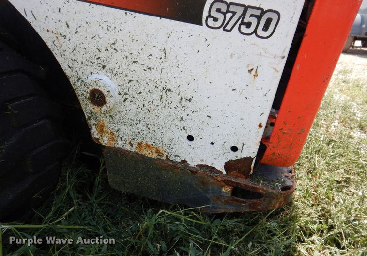 image for item KP9503 2015 Bobcat S750  skid steer loader
