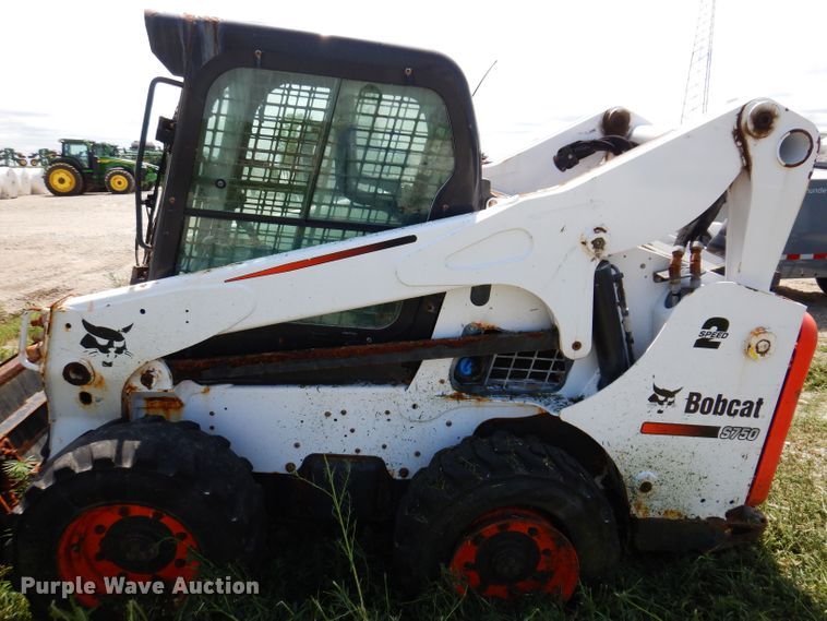 image for item KP9503 2015 Bobcat S750  skid steer loader