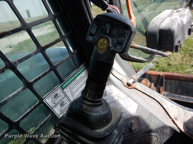 image for item KP9503 2015 Bobcat S750  skid steer loader