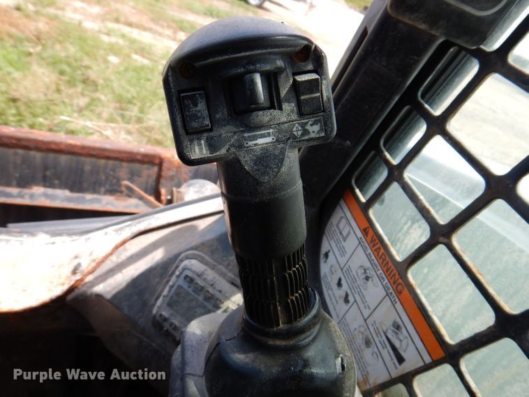 image for item KP9503 2015 Bobcat S750  skid steer loader