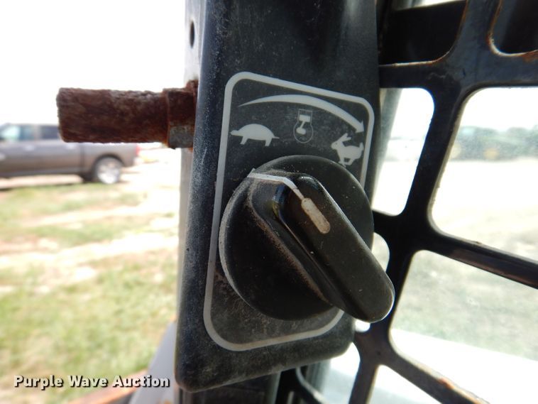 image for item KP9503 2015 Bobcat S750  skid steer loader