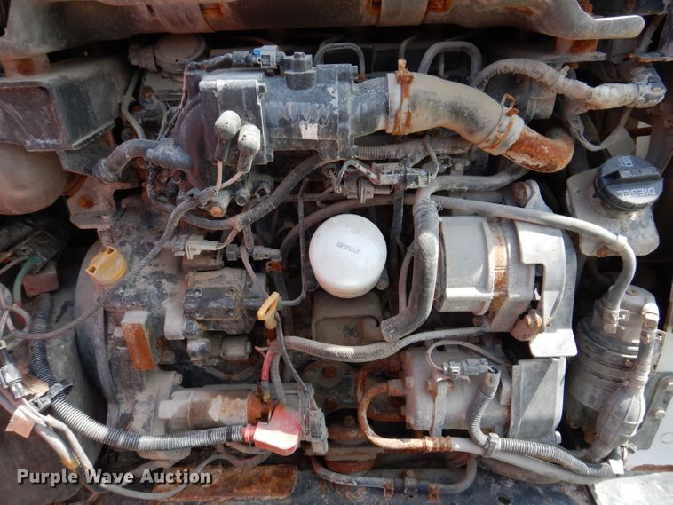 image for item KP9503 2015 Bobcat S750  skid steer loader