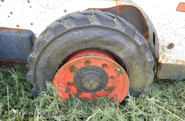 image for item KP9503 2015 Bobcat S750  skid steer loader