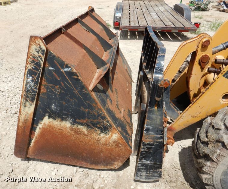 image for item KP9508 Willmar Wrangler 4550 compact wheel loader