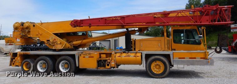 image for item KR9117 1998 Grove TMS635E  crane