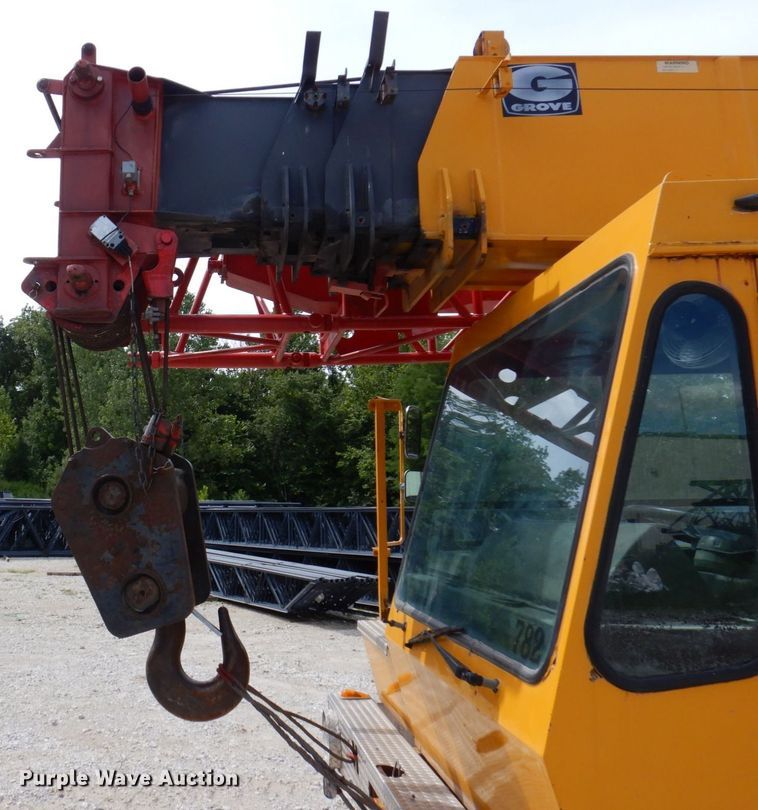 image for item KR9117 1998 Grove TMS635E  crane