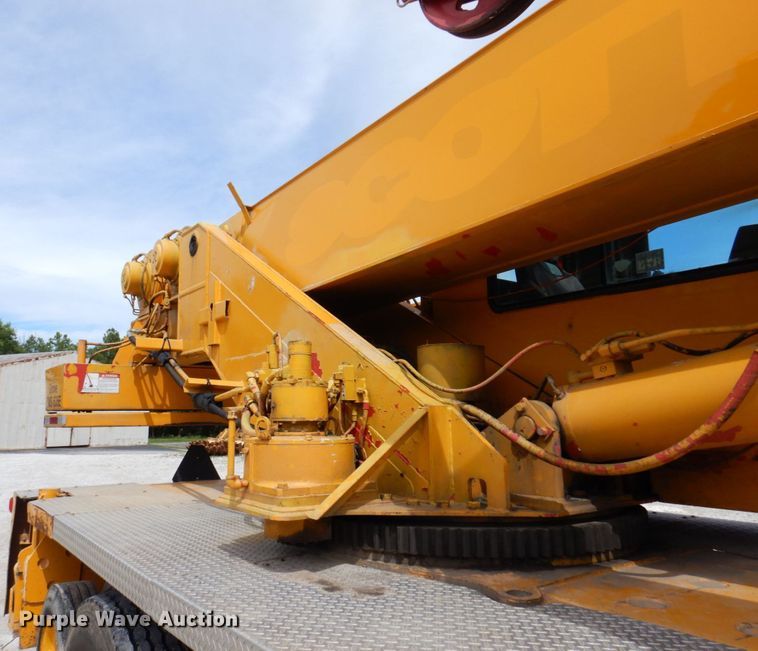 image for item KR9117 1998 Grove TMS635E  crane