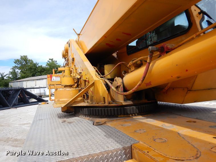 image for item KR9117 1998 Grove TMS635E  crane