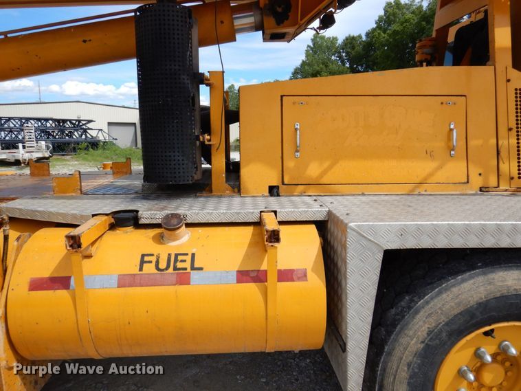 image for item KR9117 1998 Grove TMS635E  crane