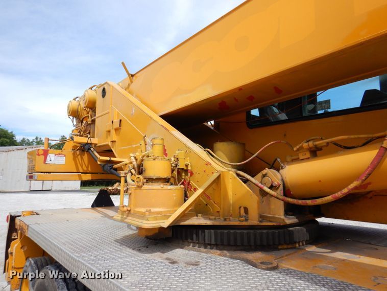 image for item KR9117 1998 Grove TMS635E  crane
