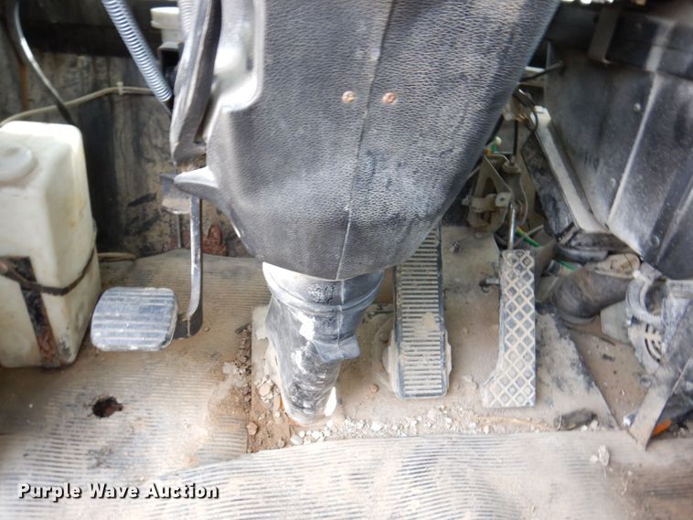 image for item KR9117 1998 Grove TMS635E  crane