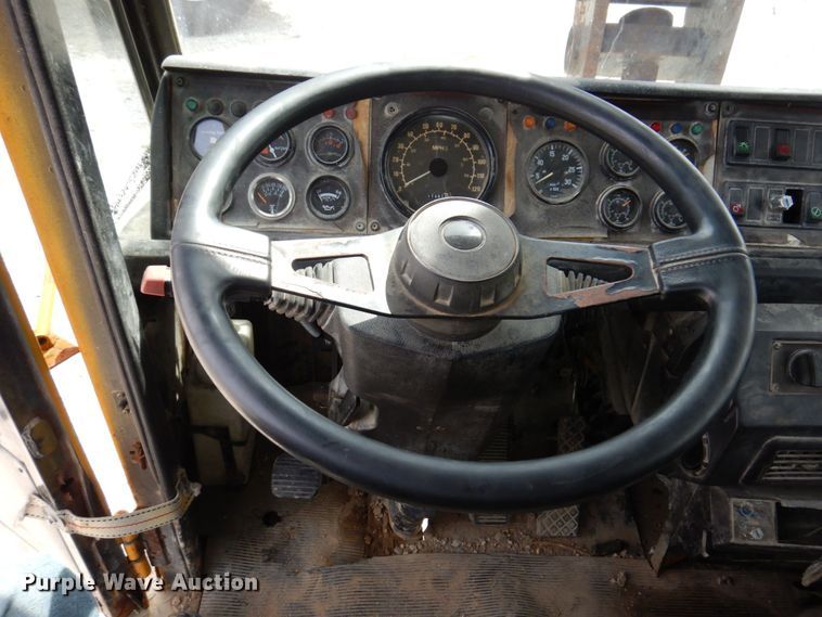 image for item KR9117 1998 Grove TMS635E  crane