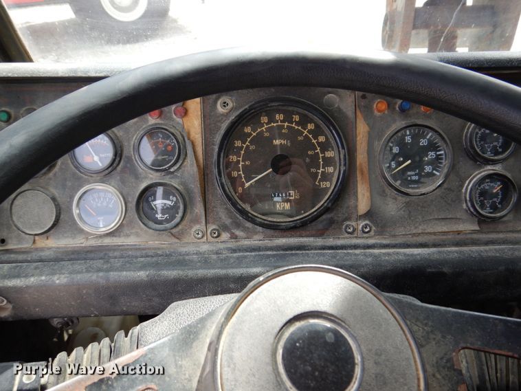 image for item KR9117 1998 Grove TMS635E  crane