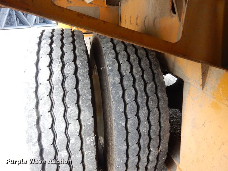 image for item KR9117 1998 Grove TMS635E  crane