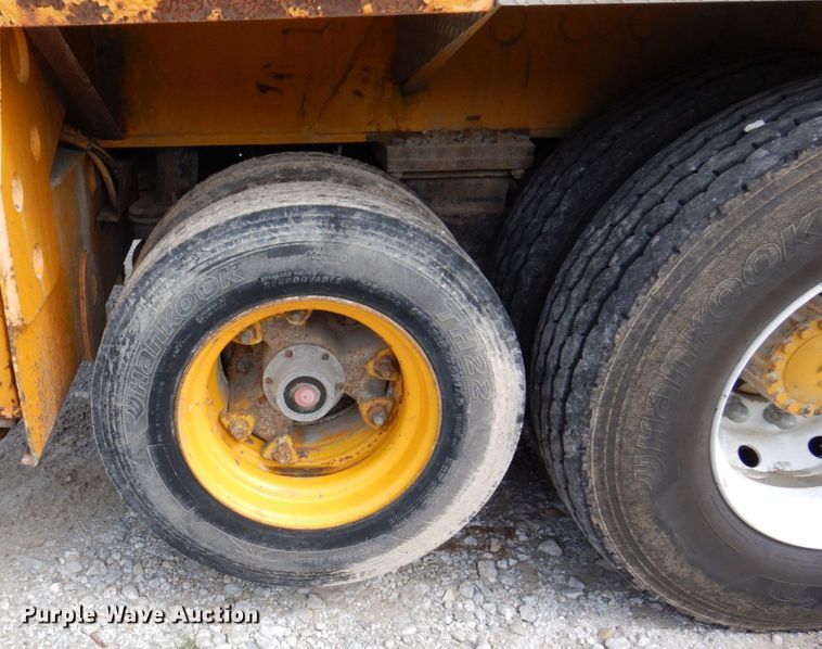 image for item KR9117 1998 Grove TMS635E  crane