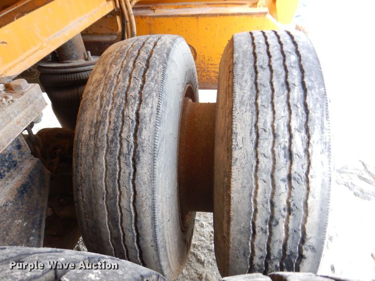 image for item KR9117 1998 Grove TMS635E  crane