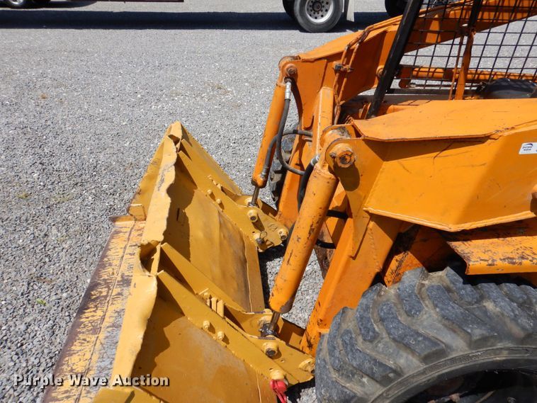 image for item KR9118 1979 Case 1830  skid steer loader