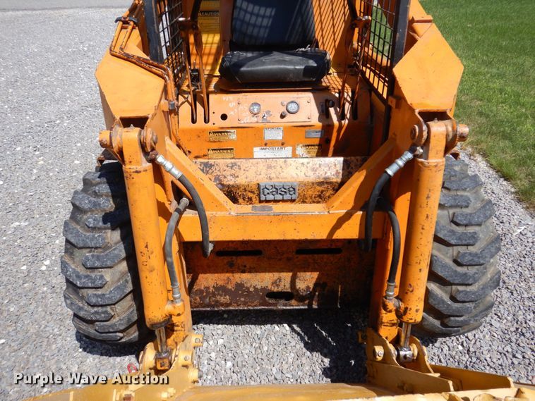 image for item KR9118 1979 Case 1830  skid steer loader