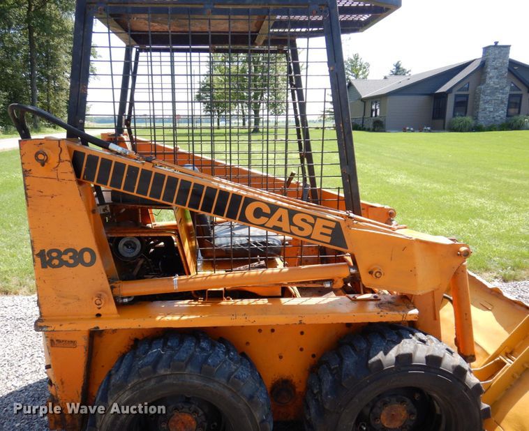 image for item KR9118 1979 Case 1830  skid steer loader
