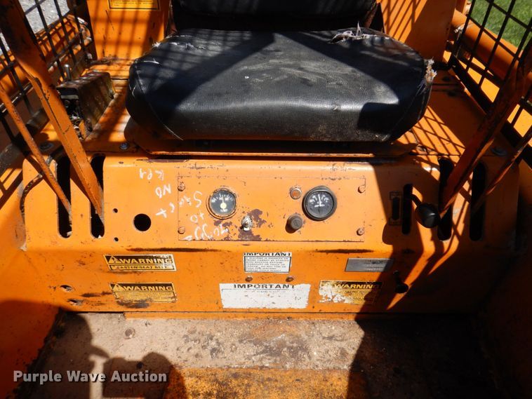 image for item KR9118 1979 Case 1830  skid steer loader