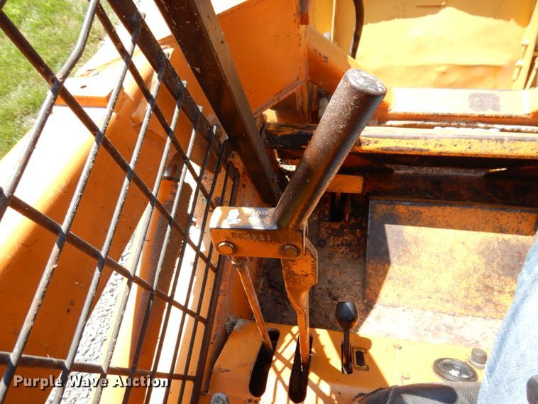 image for item KR9118 1979 Case 1830  skid steer loader