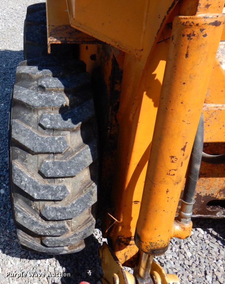 image for item KR9118 1979 Case 1830  skid steer loader