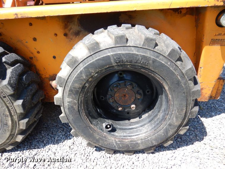 image for item KR9118 1979 Case 1830  skid steer loader