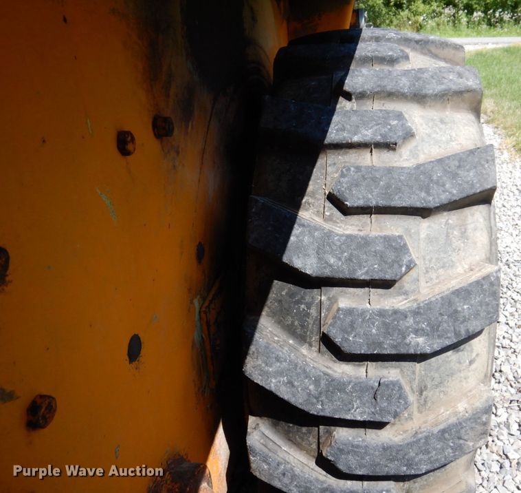 image for item KR9118 1979 Case 1830  skid steer loader