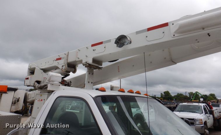 image for item KR9119 2008 Ford F550 Super Duty XL  bucket truck