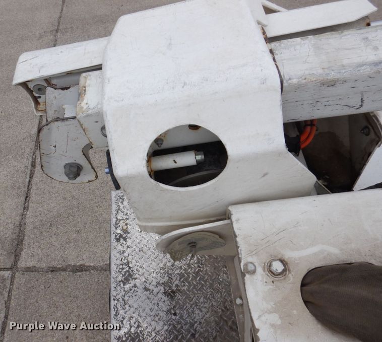 image for item KR9119 2008 Ford F550 Super Duty XL  bucket truck