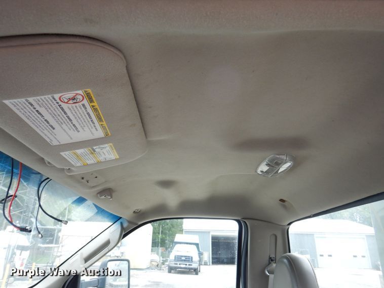 image for item KR9119 2008 Ford F550 Super Duty XL  bucket truck