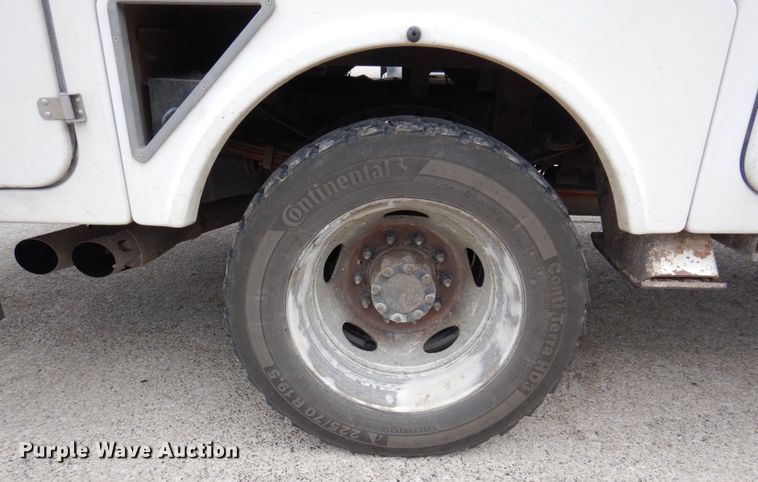 image for item KR9119 2008 Ford F550 Super Duty XL  bucket truck