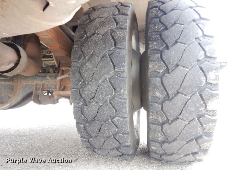 image for item KR9119 2008 Ford F550 Super Duty XL  bucket truck