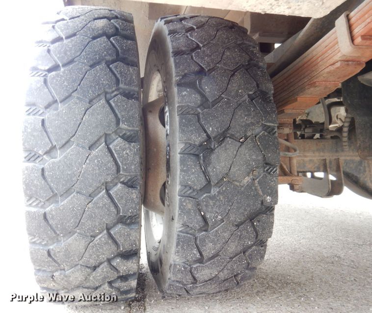 image for item KR9119 2008 Ford F550 Super Duty XL  bucket truck